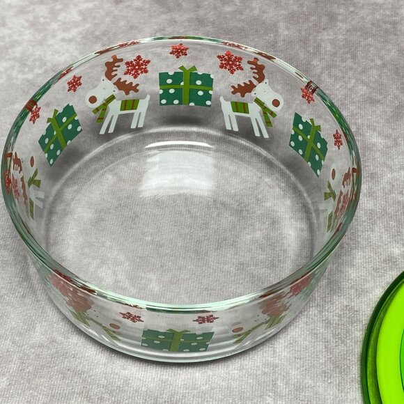 Temp-Tations Holiday Reindeer & Gifts Glass Bowl W/ Light Green Lid & Vent - Picture 5 of 8